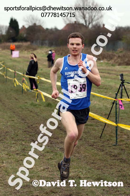 Senior mens Start Fitness NEHL, Wrekenton, Gateshead. Photo: David T. Hewitson/Sports for All Pics